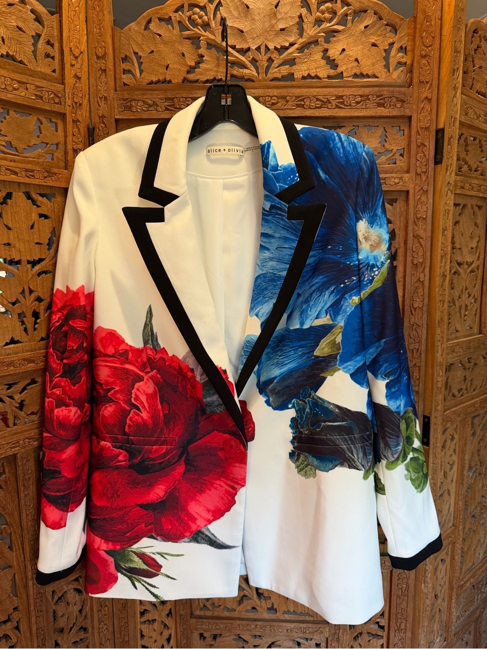 Alice + Olivia White Blazer with Red & Blue Floral Print